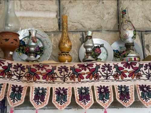 Yara Home