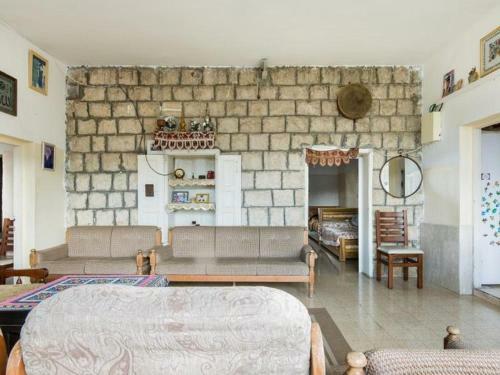 Yara Home