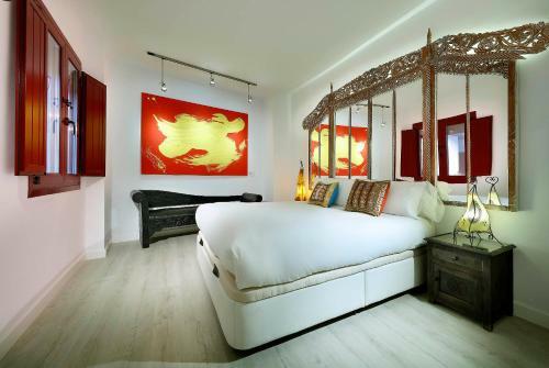 Art Chapiz Apartments