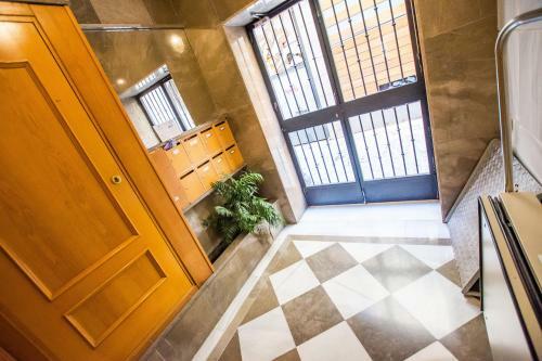 Apartamento Ibericabeds Rejas Basic