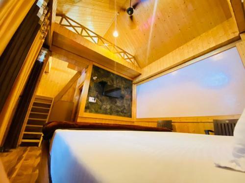 Hotel Rai Kuteer And Cottages