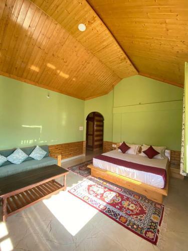 The Sunny Daze Villa