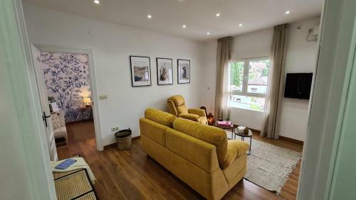 Apartamento Carmen de Ala�a By H�xaris Homes