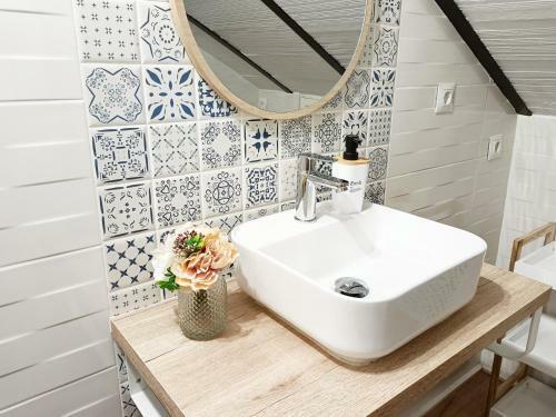 Apartamento Increible Terraza Privada Bajo La Alhambra