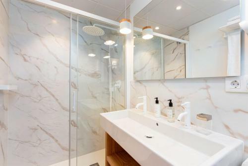 Apartamento Genteel Home Alh�ndiga Granada