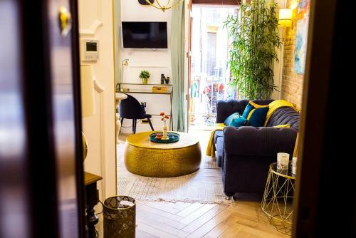 Ch Elvira Luxury Apartment