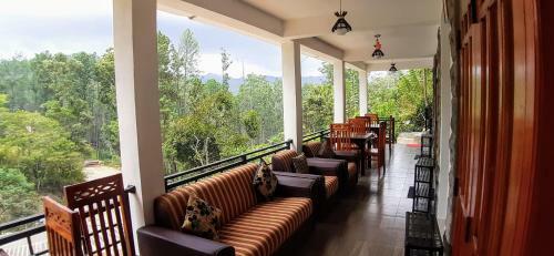 Hostal Rustle Hill Panorama Inn