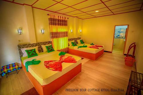 Ella Freedom Star Cottage