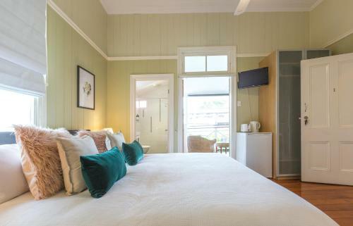 Kirkland House Bed & Breakfast