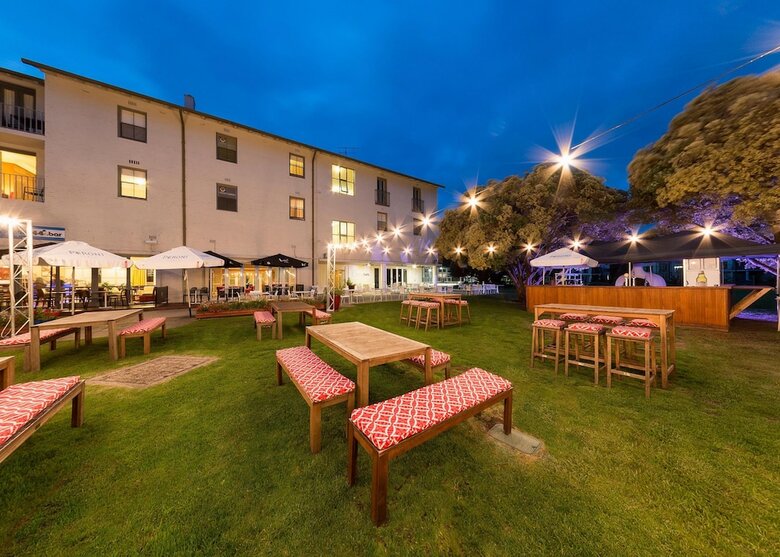 Hotel Mantra Lorne