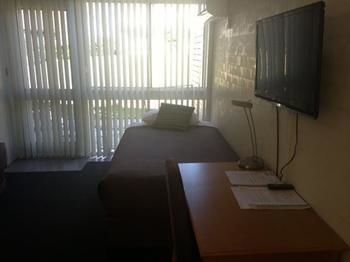 Bathurst Apartments