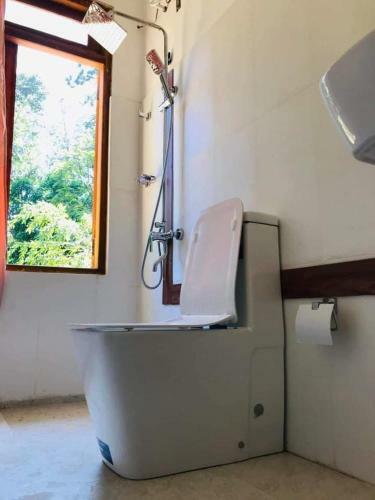 Hostal Nine Arch Eco Camper's Inn