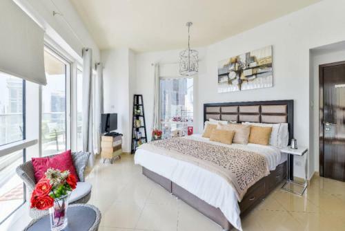 Apartamento Beautiful 2bed 2baclcony In Jlt, Dubai