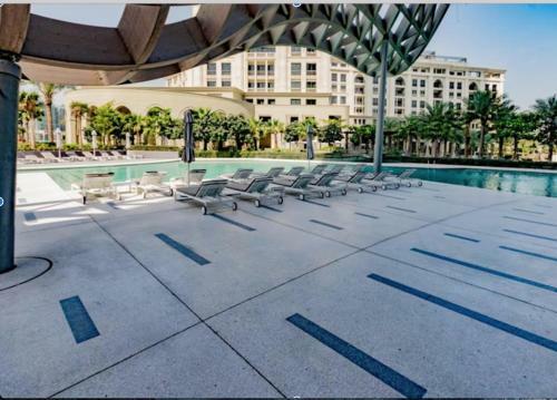Mayfair Serviced Apartment - D1 Tower