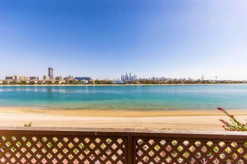 Upscale 6br Villa With Private Pool On Palm Jumeirah