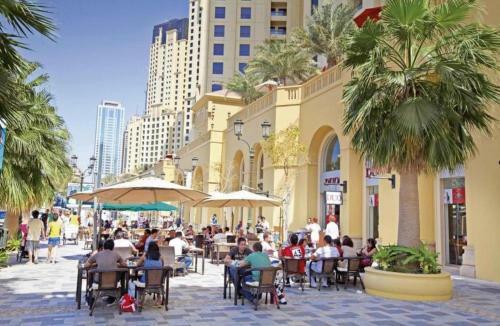 California Hostel Dubai Beach