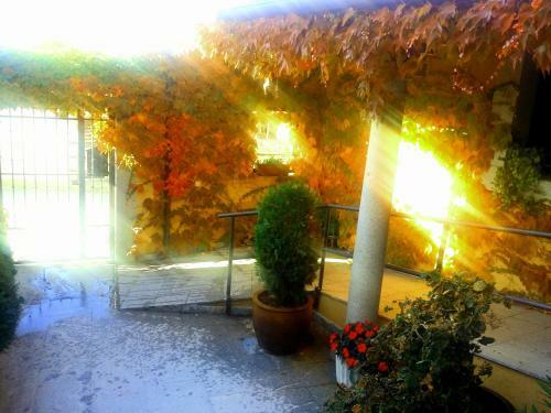 Casa Del Portal�n