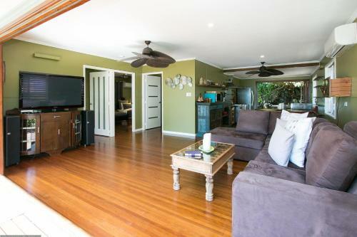 Beachside Cottage