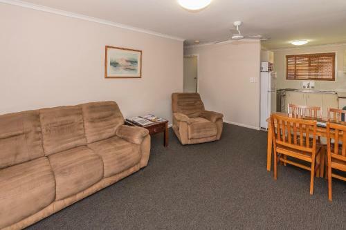 Hotel Hervey Bay Colonial Lodge
