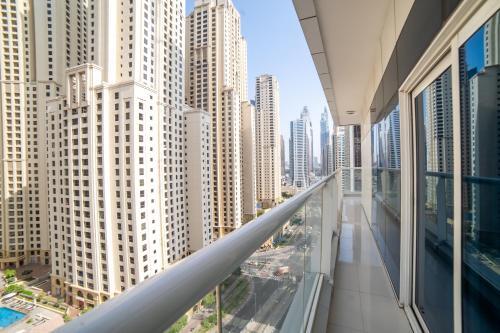 Apartamento Continental Tower, Dubai Marina - Luton Vacation Homes