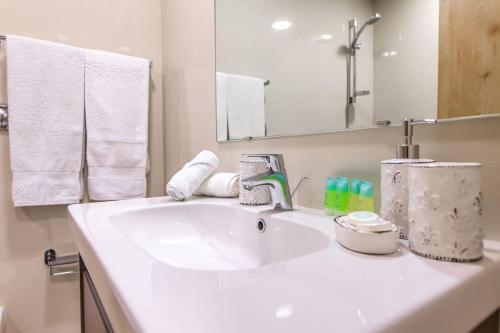 Apartamento Continental Tower, Dubai Marina - Luton Vacation Homes