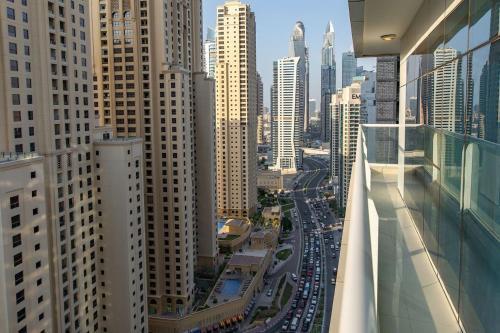 Apartamento Continental Tower, Dubai Marina - Luton Vacation Homes