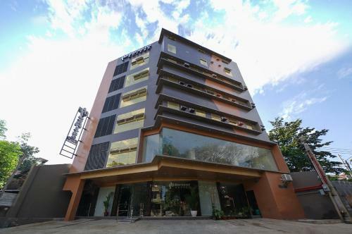 Hotel Fb Dormitel Suites