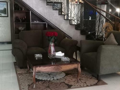 Orient House Hotel Suites & Apartments
