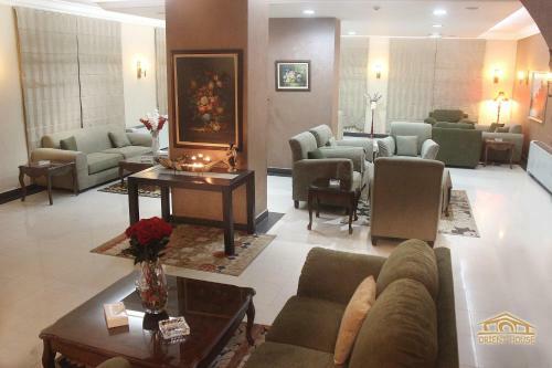 Orient House Hotel Suites & Apartments