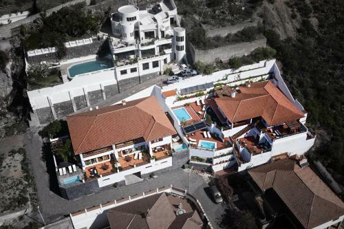 Apartamento Superior C: Private Pool & Concierge