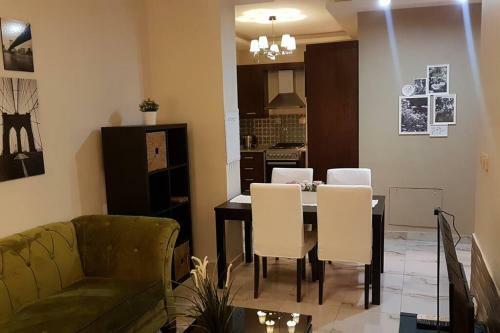 Shmeisani Cozy Apartment