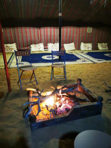 Alshmokh Camp