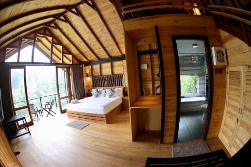 Hotel Riverbank Resort Gampola