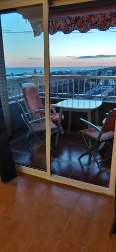Apartamento Bonito Piso A 1 Minuto de La Playa