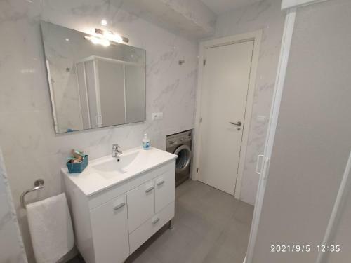 Ampolla Port Apartament