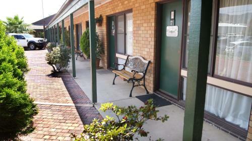 Ningana Motel