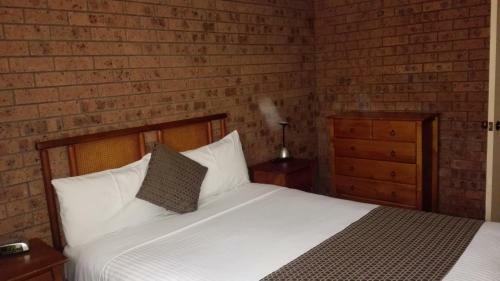 Bomaderry Motor Inn