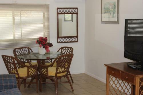 Hotel Amaroo On Mandalay