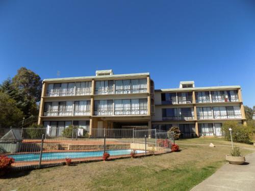 Kirwan Apartments 5