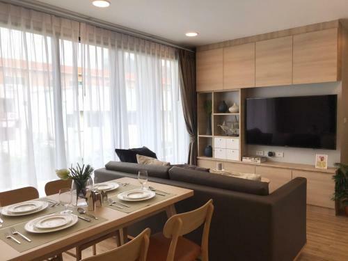 Apartamento Glory Sukhumvit -asoke- Prompong- Bts- Mrt