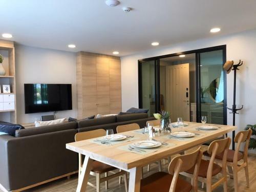 Apartamento Glory Sukhumvit -asoke- Prompong- Bts- Mrt