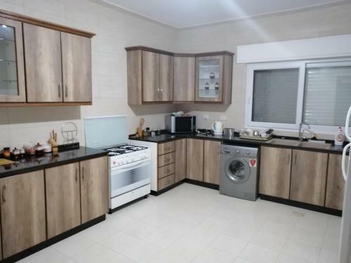 Apartamento Luxurious And Spacious 3 Bedrooms In Madaba, Jordan