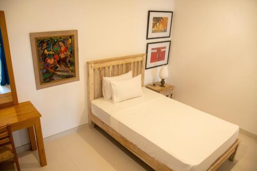Apartment 10