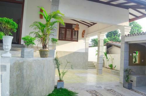 Hostal Calm Side Villa