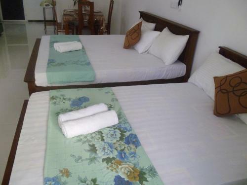 Hostal White House
