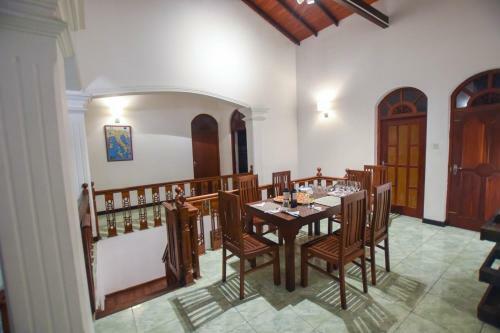 Bella Villa & Hostel