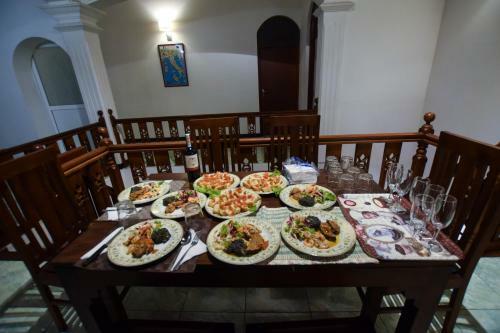 Bella Villa & Hostel