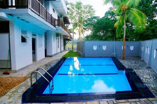 Hotel White Blossom