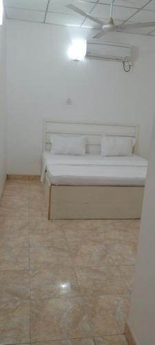 Hostal Beach Hub Guesthouse