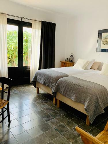 Bed & Breakfast Finca Bona Nit